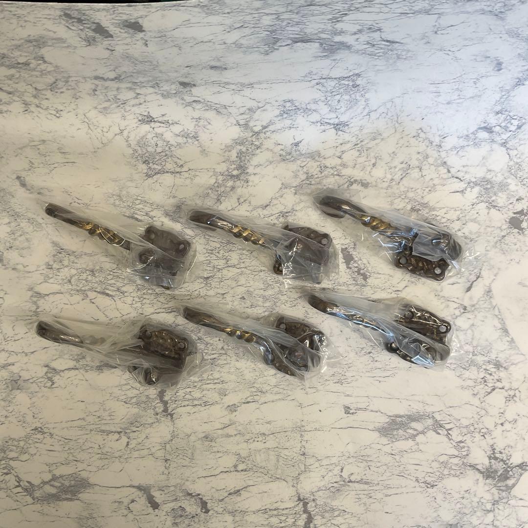 ヒネリ帽子掛 フック(シロクマ)6個