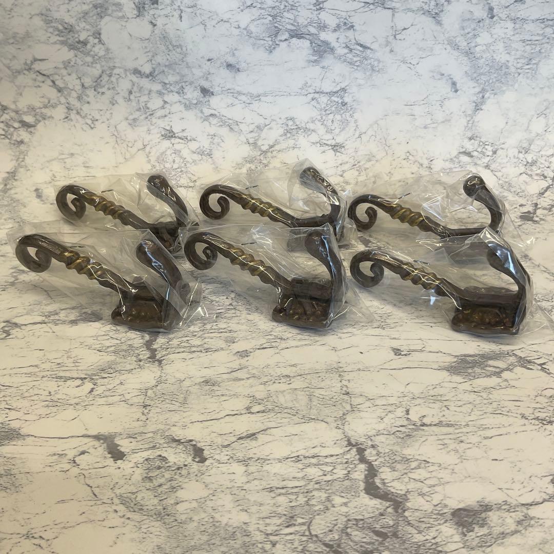 ヒネリ帽子掛 フック(シロクマ)6個