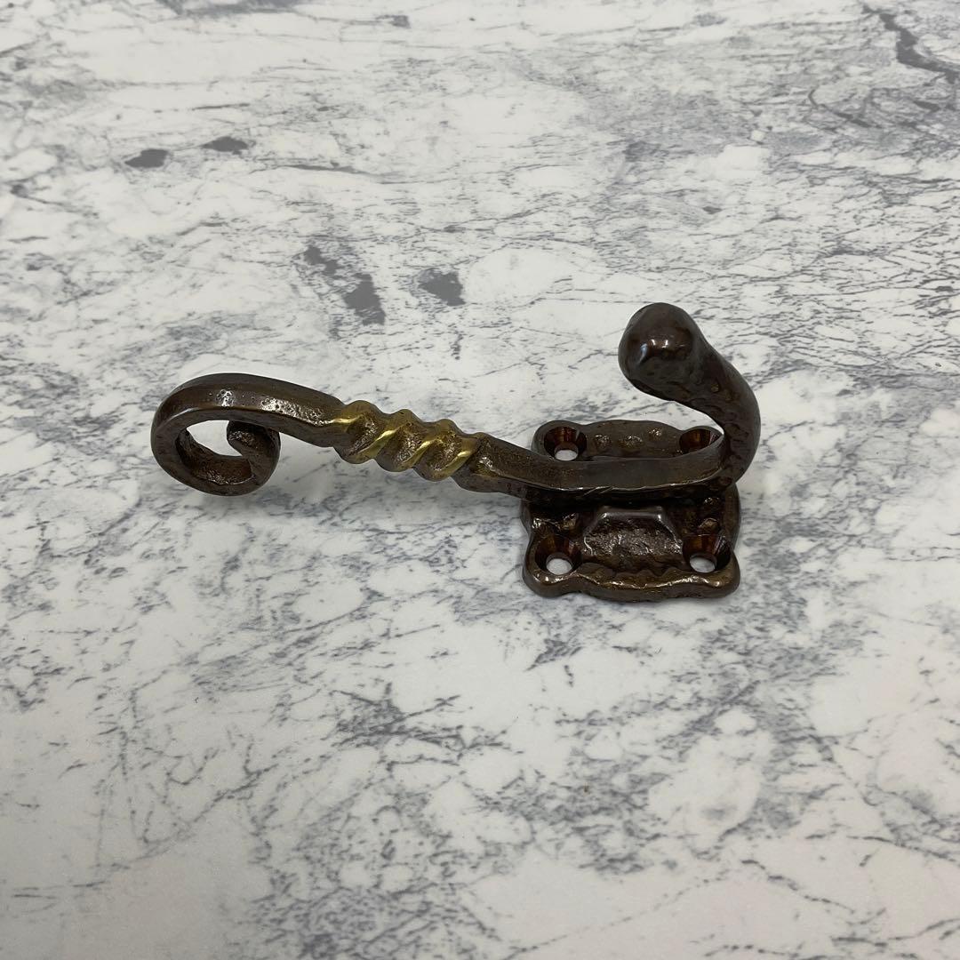 ヒネリ帽子掛 フック(シロクマ)6個