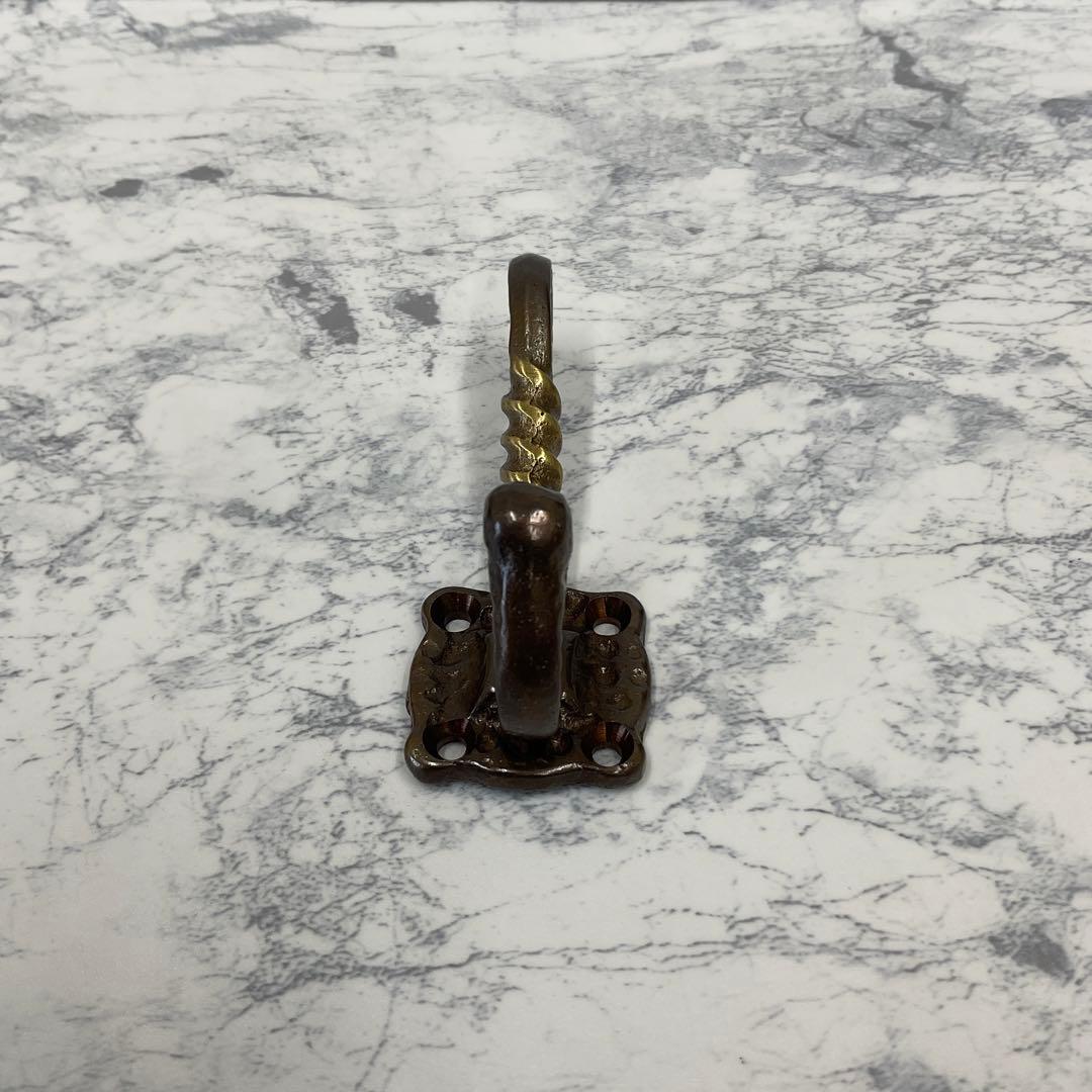 ヒネリ帽子掛 フック(シロクマ)6個