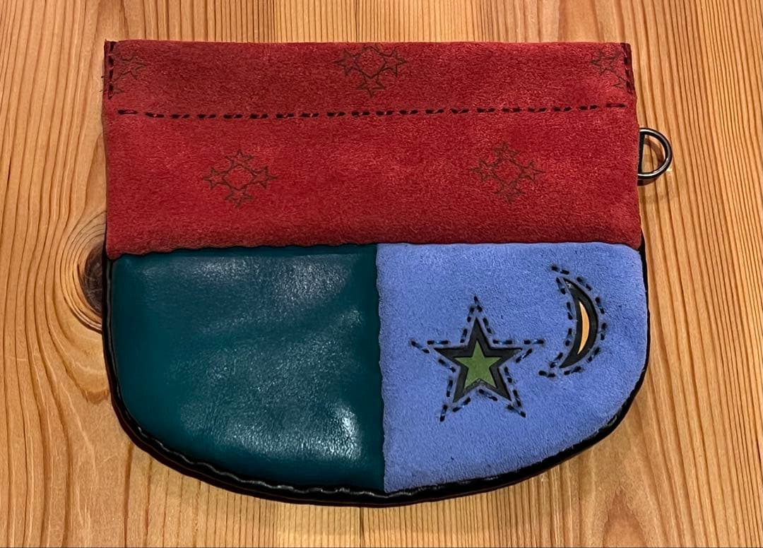 【オジャガデザイン】星と月の刺繍レザーポーチ カラフル【未使用】
