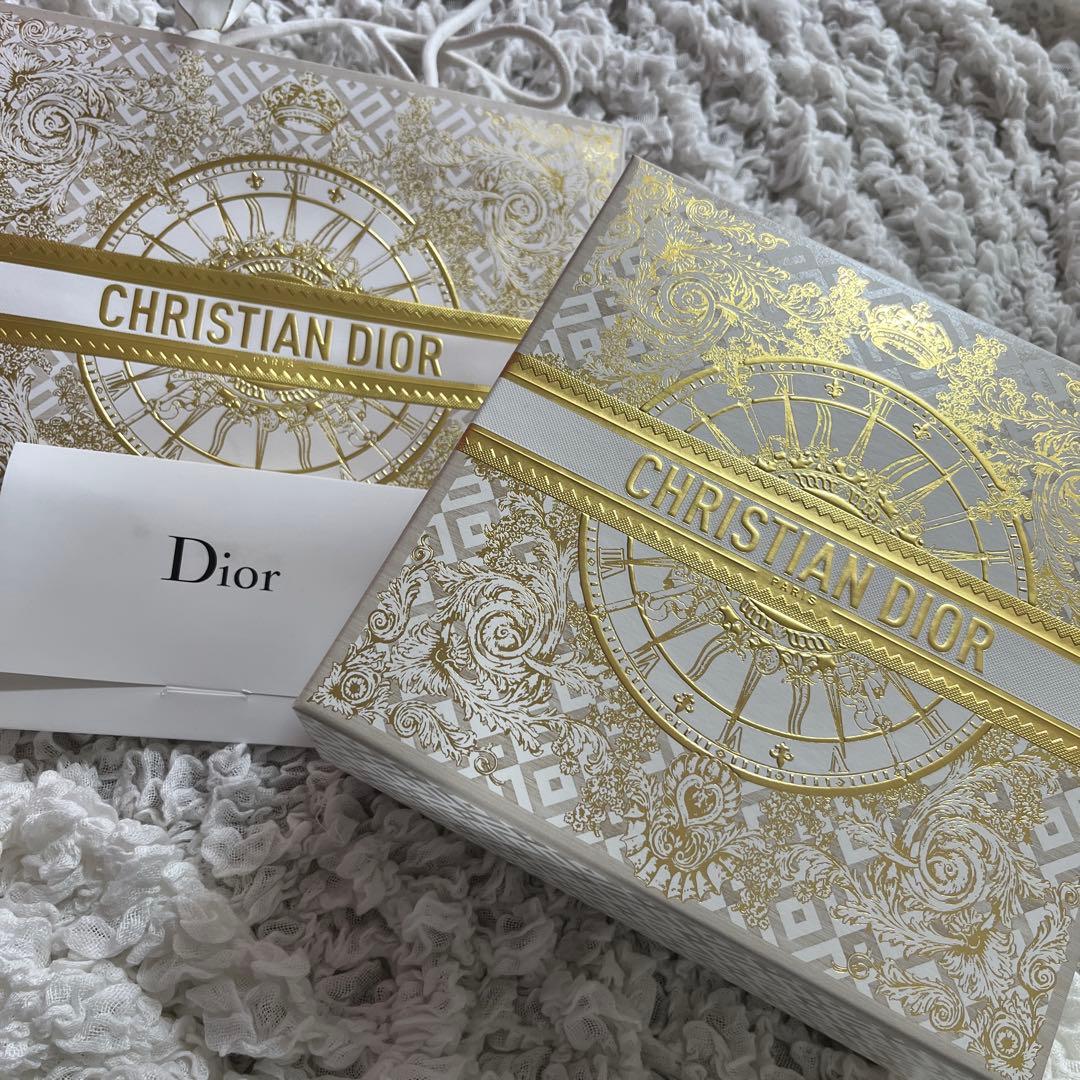 Lei Ra  Dior プレステージ マイクロコイルRセラ ム