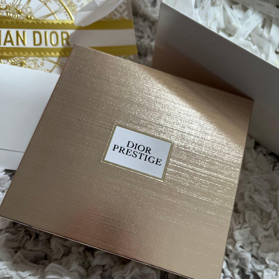 Lei Ra  Dior プレステージ マイクロコイルRセラ ム