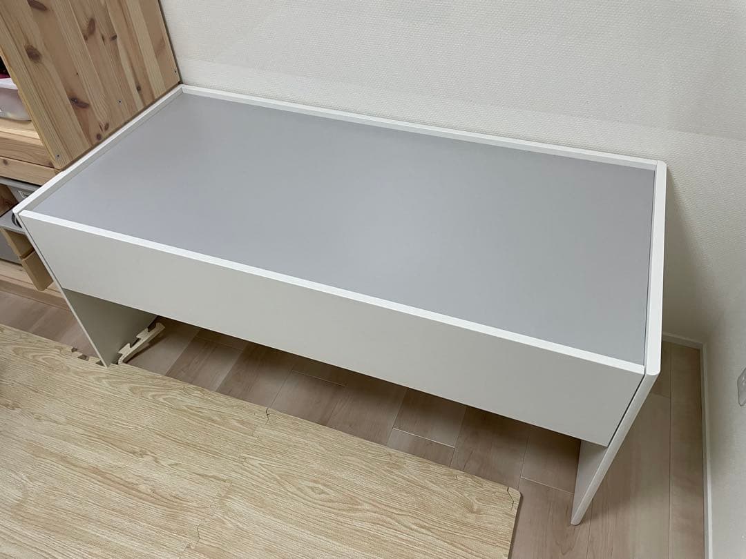IKEA イケア　DUNDRA ドゥンドラ アクティビティーテーブル 収納付き