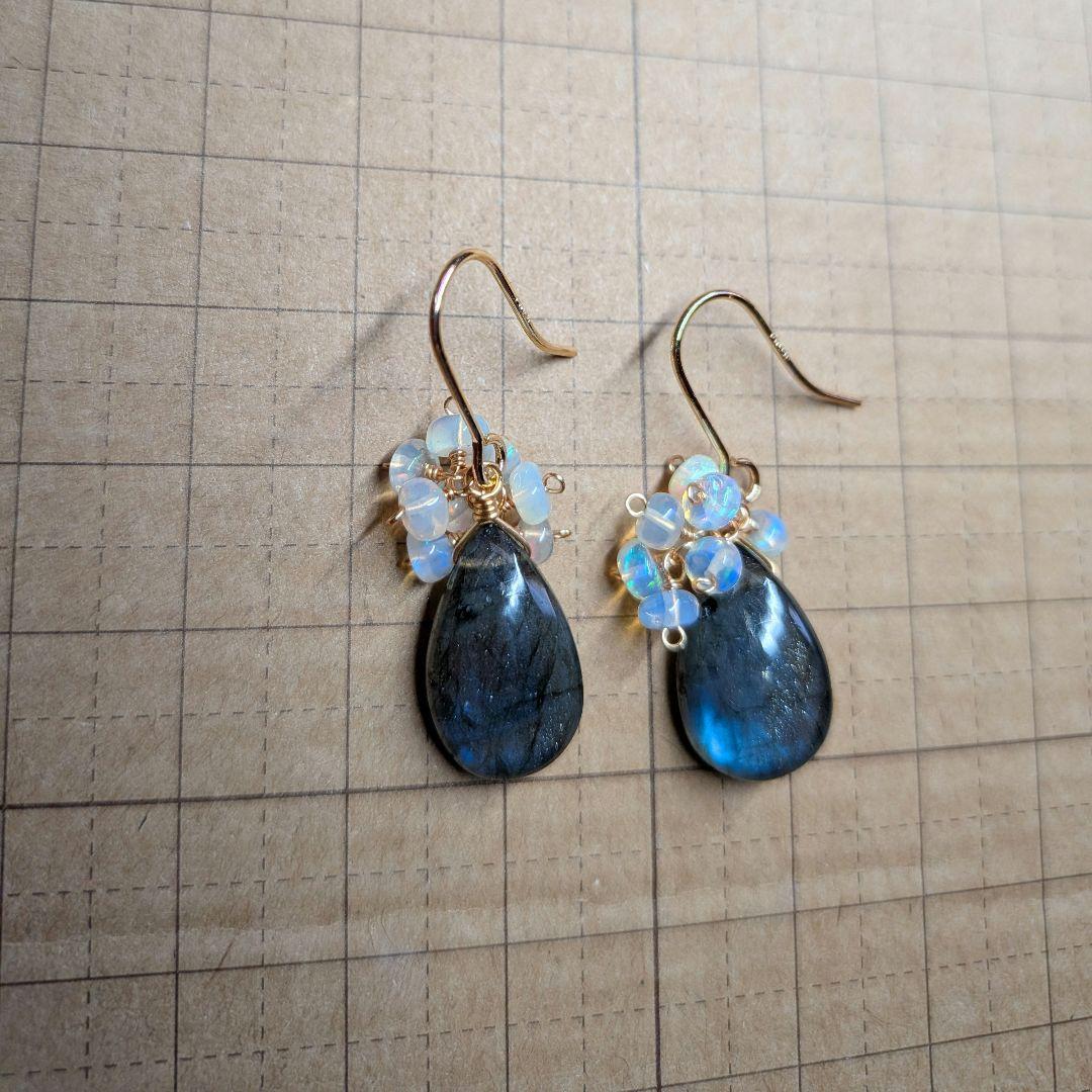 14kgf 大粒ラブラドライトのピアス - メルカリ