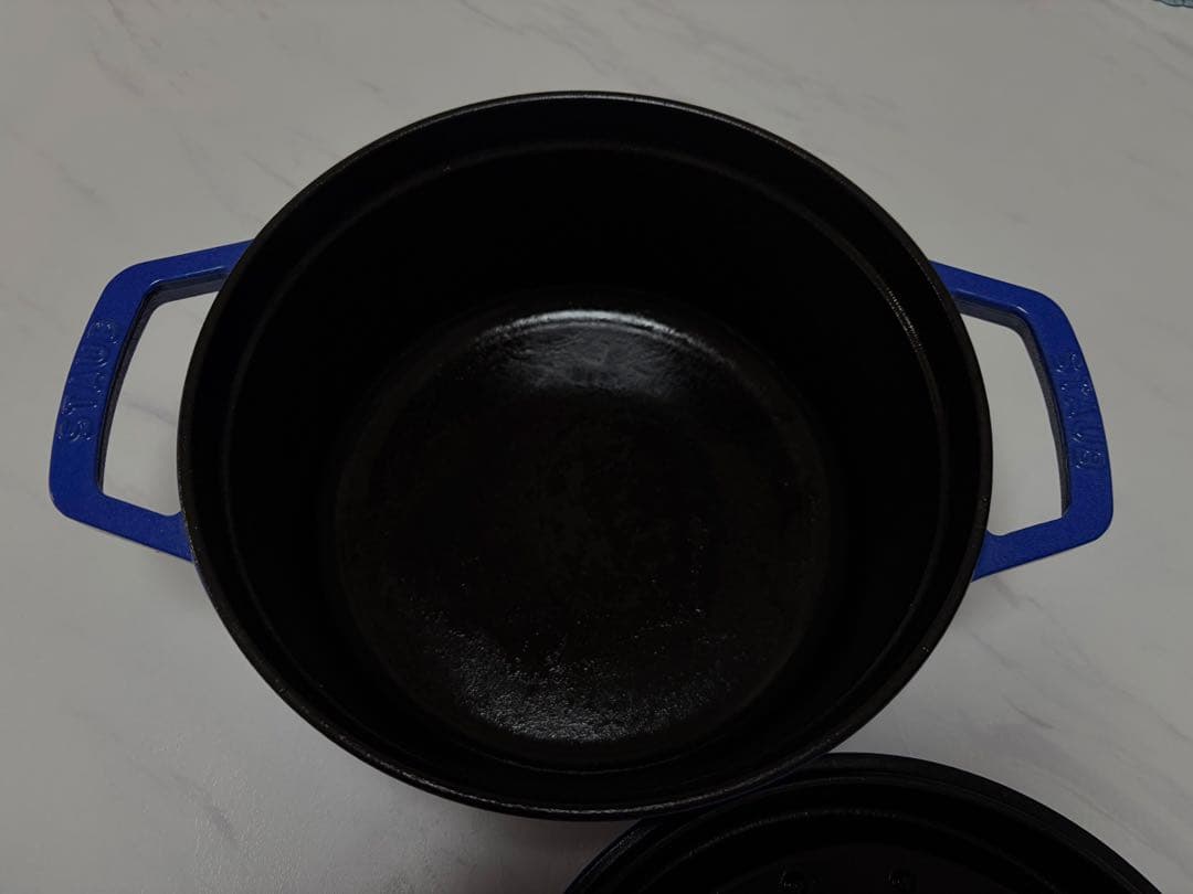 STAUB ホーロー鍋 22cm ブルーベリー　正規品