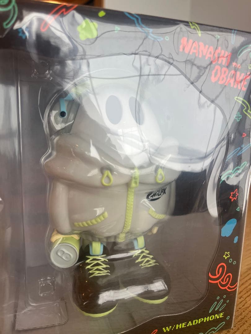 ナナシのオバケ フィギュア ヘッドフォン付き