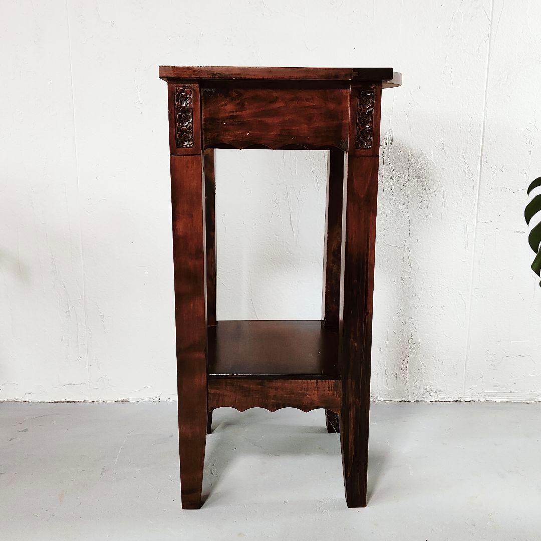 アンティーク　花台　可愛らしい　花柄　彫刻