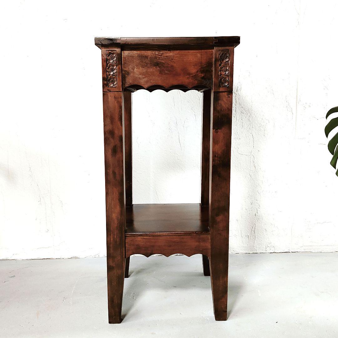 アンティーク　花台　可愛らしい　花柄　彫刻