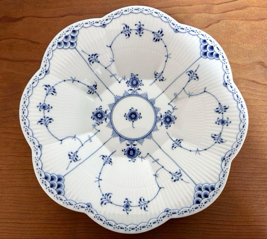 ブルーフルーテッド　ハーフレース　ペタルボウル