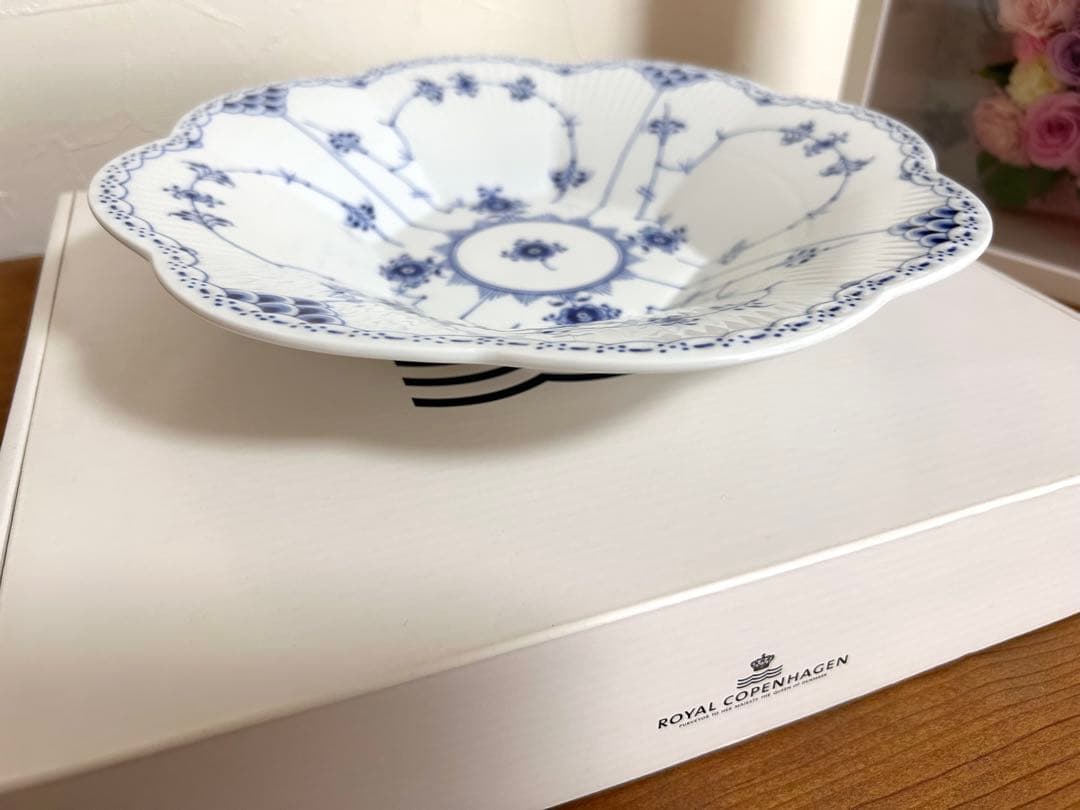 ブルーフルーテッド　ハーフレース　ペタルボウル