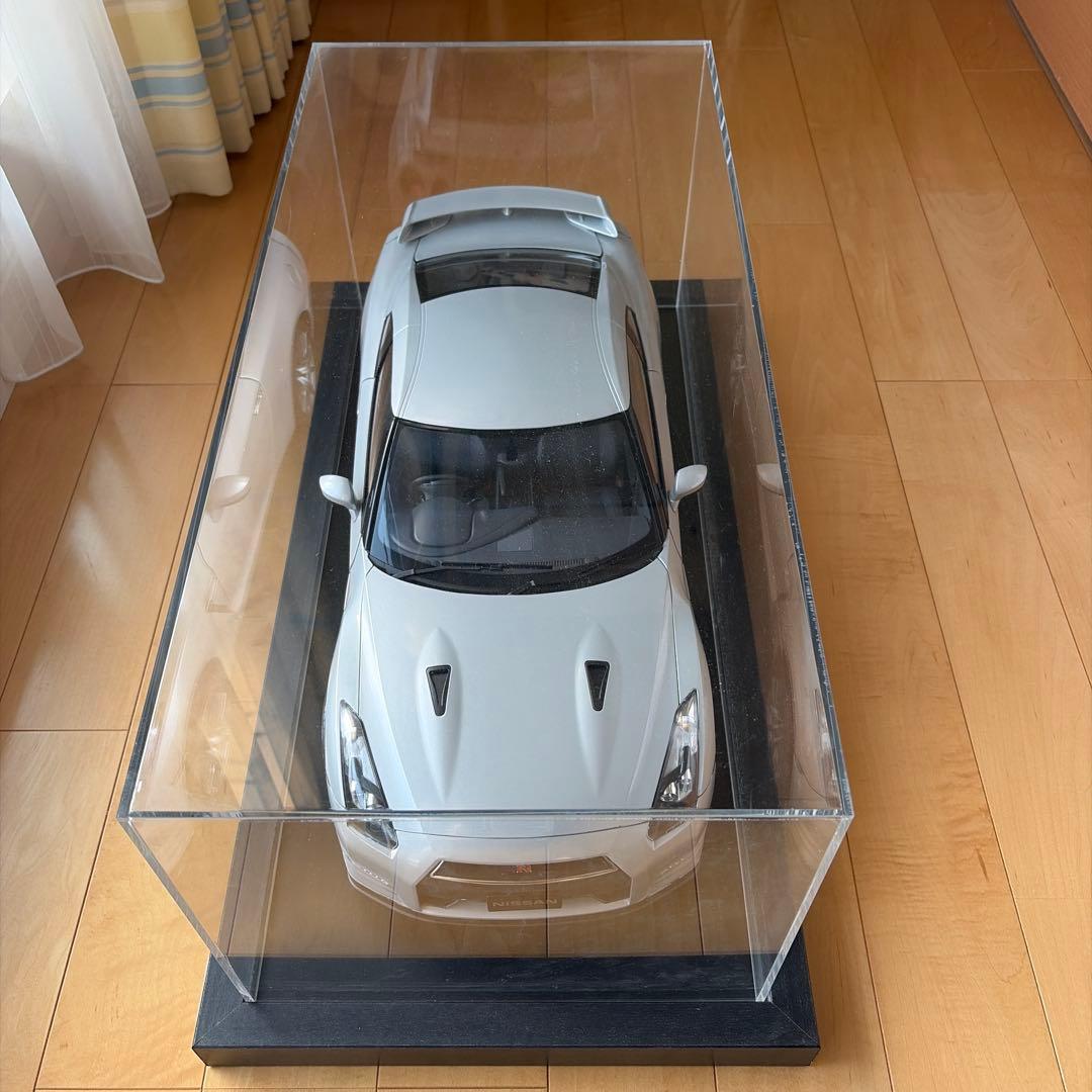 日産R35GTR イーグルモス1/8スケールダイキャスト（完成品）