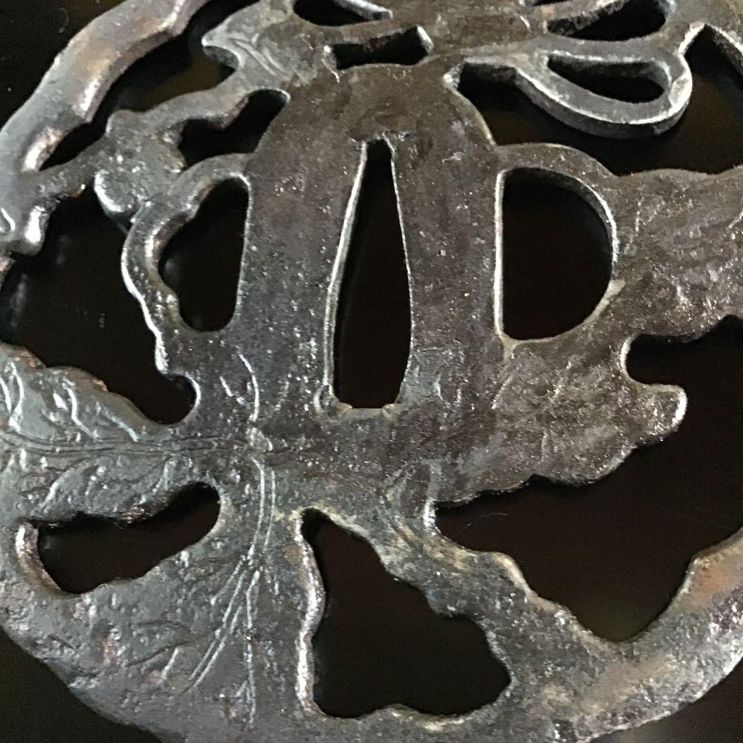 鐵地菊花透かし大小鍔 桐箱付 書鍔箱 - メルカリ