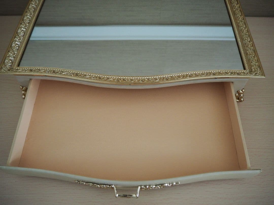 資生堂 花椿会記念品 プリオールファンタジードレッサー - メルカリ