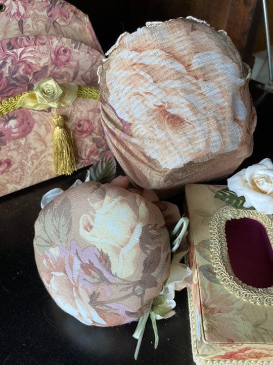 ヴィクトリアンプリント薔薇の４点盛りだくさんお楽しみ袋ペーパーレターラック＆籠等