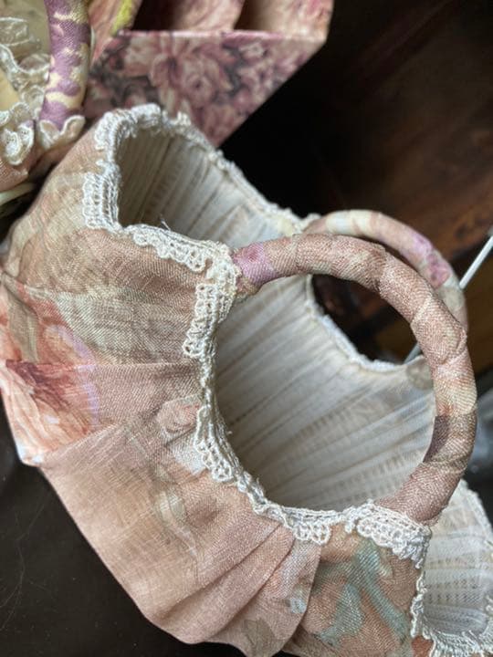 ヴィクトリアンプリント薔薇の４点盛りだくさんお楽しみ袋ペーパーレターラック＆籠等