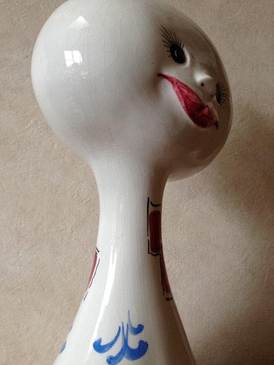 面白い顔の首長猫の大きめフィギュリン　愛嬌抜群なオブジェ　ヴィンテージ　陶器