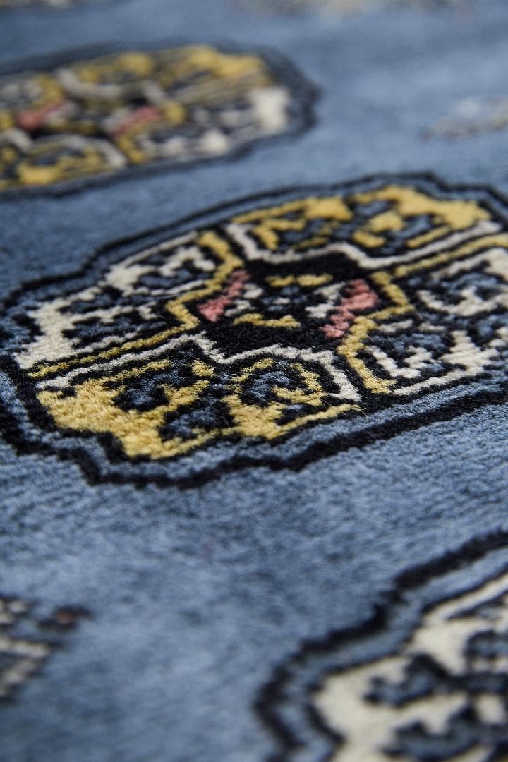 新品 パキスタン絨毯 トライバルラグ ラホール産（188×124cm）青