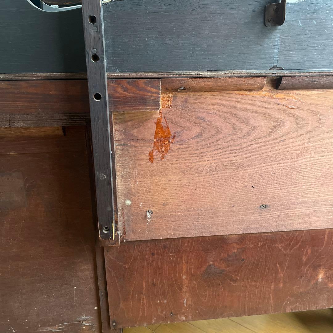 アンティークドレッサー