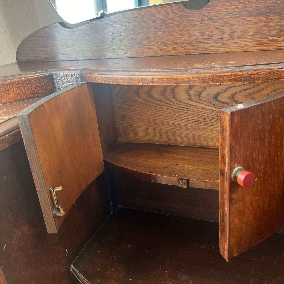 アンティークドレッサー