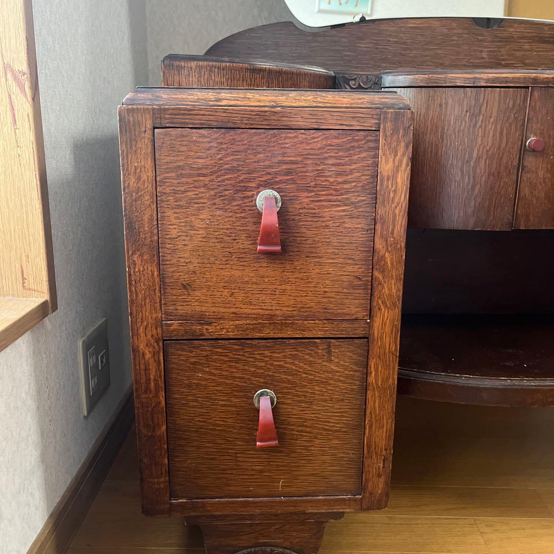 アンティークドレッサー