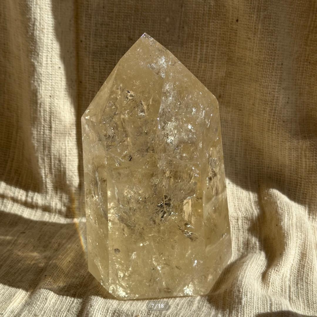 1.9kg 非加熱【シトリン】 天然 シトリン BIG ポイント ブラジル産