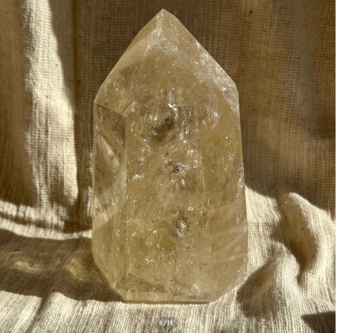 1.9kg 非加熱【シトリン】 天然 シトリン BIG ポイント ブラジル産