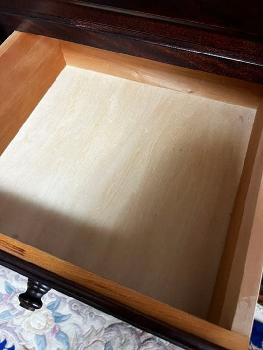 九州民藝家具　大型収納棚(本棚　食器棚) 桜無垢材　経年変化による深いいい色合い