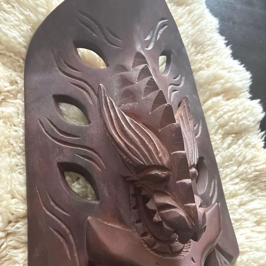 木製彫刻マスク ダークブラウン　インドネシア　お面　お土産　ヴィンテージ