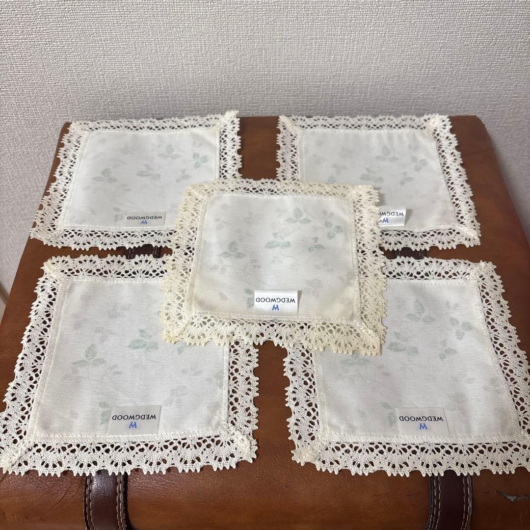 ウェッジウッド《WEDGWOOD》 ランチョンマット2枚＋コースター5枚