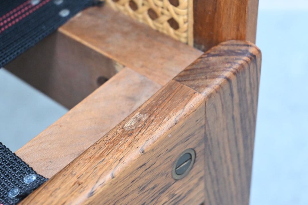 希少品】C.F.C Silkeborg社製 アームチェア 籐張 ローズウッド - メルカリ