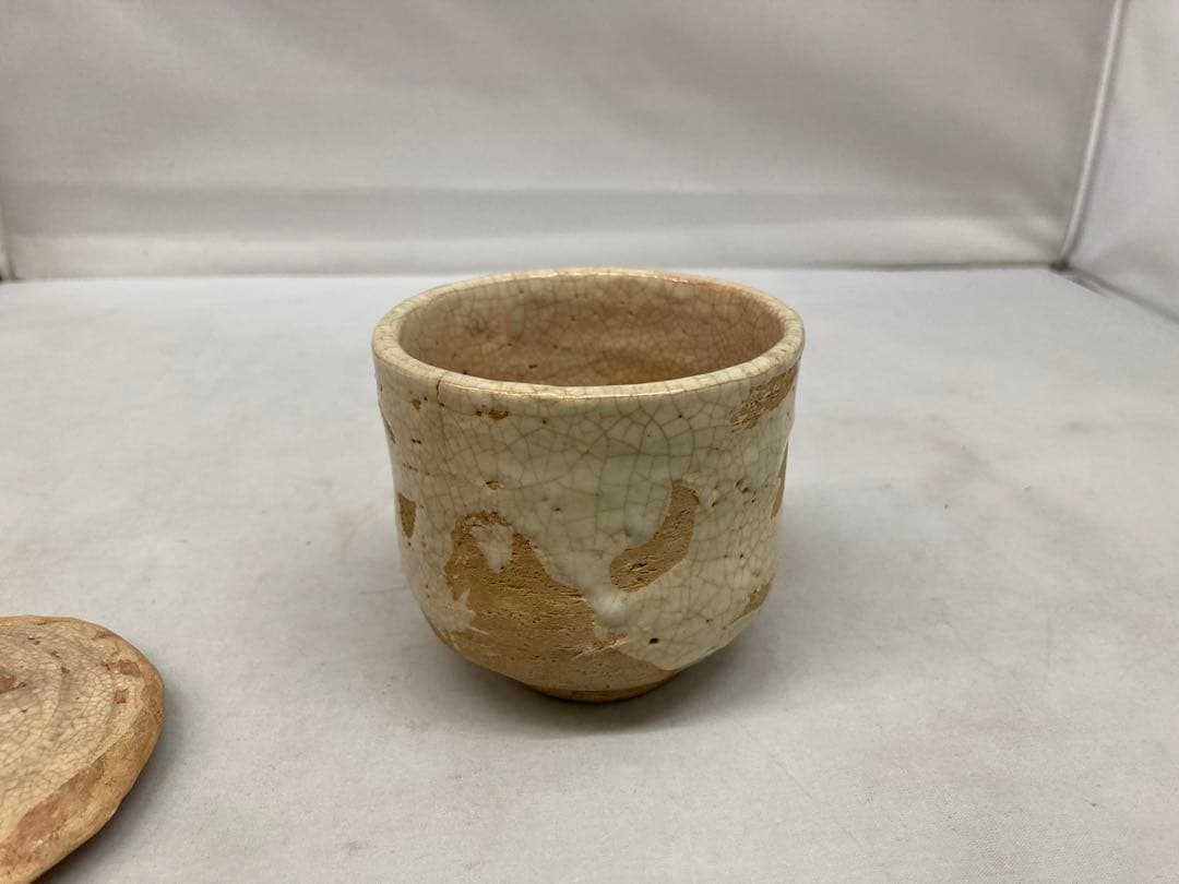 B388s 蟹彫茶碗 蓋付 玉井楽山作 天神蟹 愛媛 伊予 楽山焼 キズ有