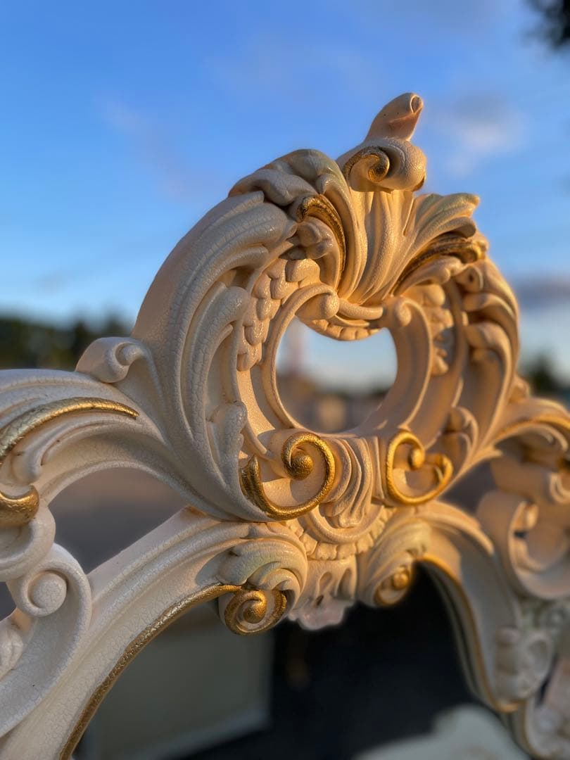 プリンセス家具　西洋風　アンティーク家具　ゴージャス家具　ドレッサーシミあり