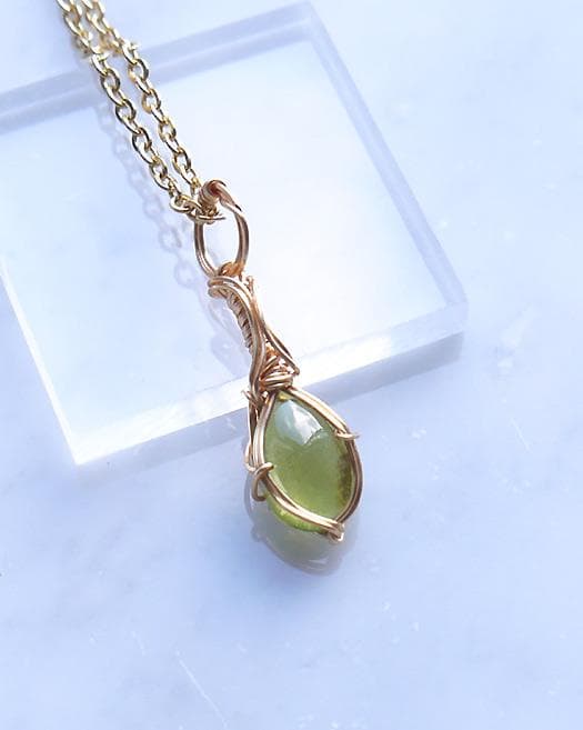 高品質 ベスビアナイト ペンダントトップ◇