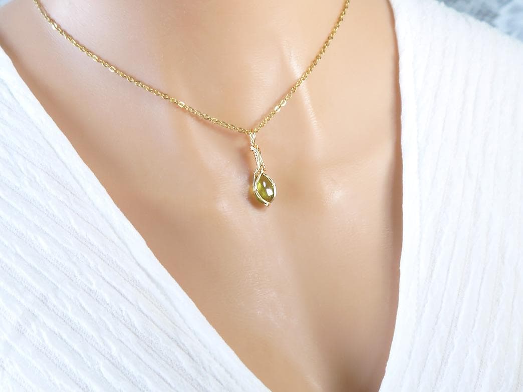 高品質 ベスビアナイト ペンダントトップ◇