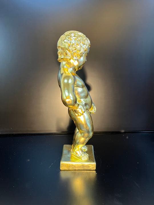 黄金のしょんべん小僧