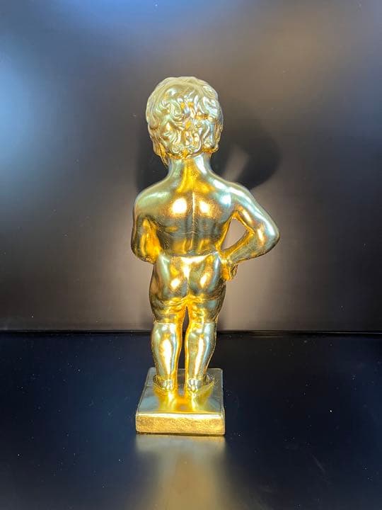 黄金のしょんべん小僧