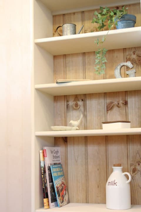 mi品です　ハンドメイド　ホワイトシャビーオープンラック(L)