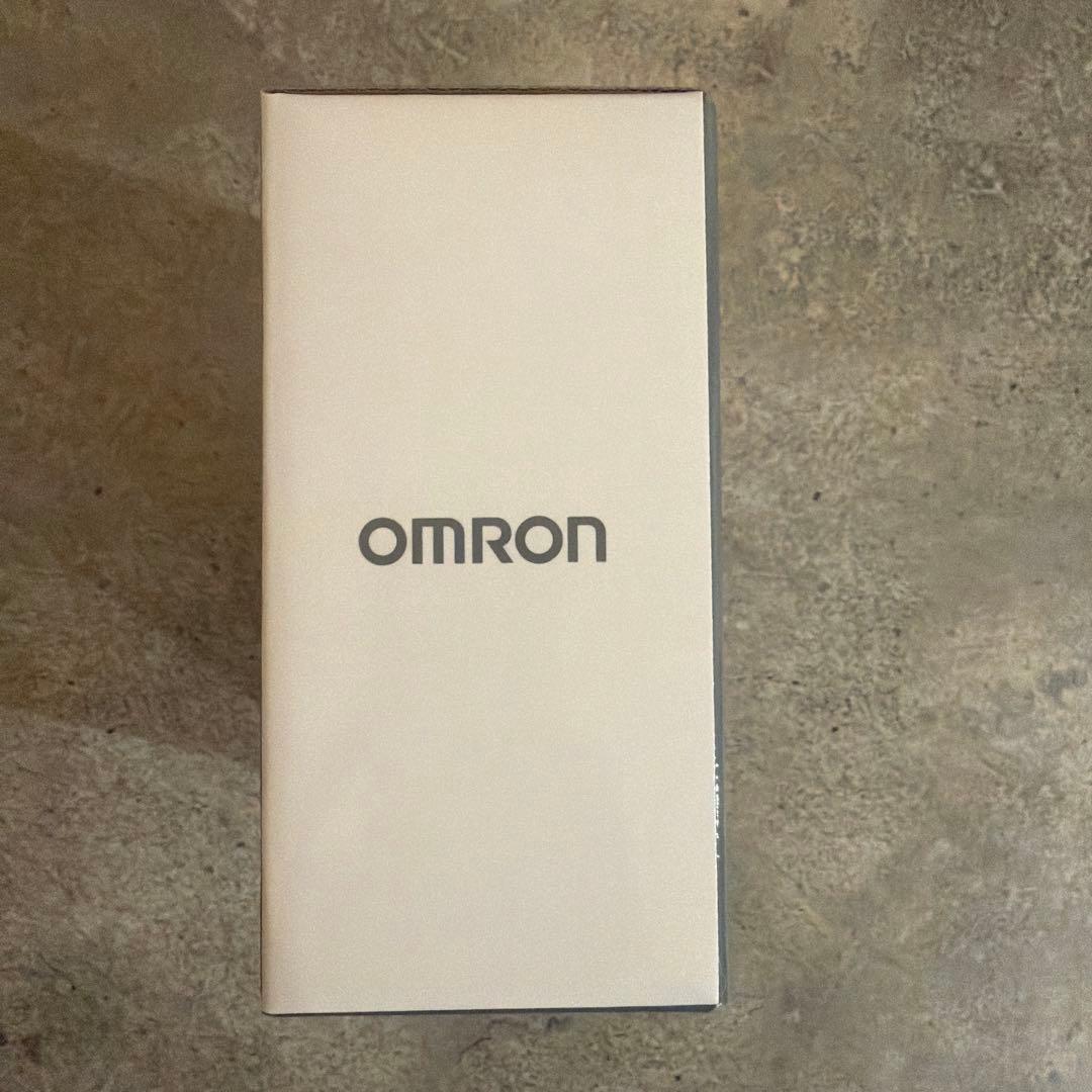 ダイエット・健康 OMRON NE-U100 WHITE