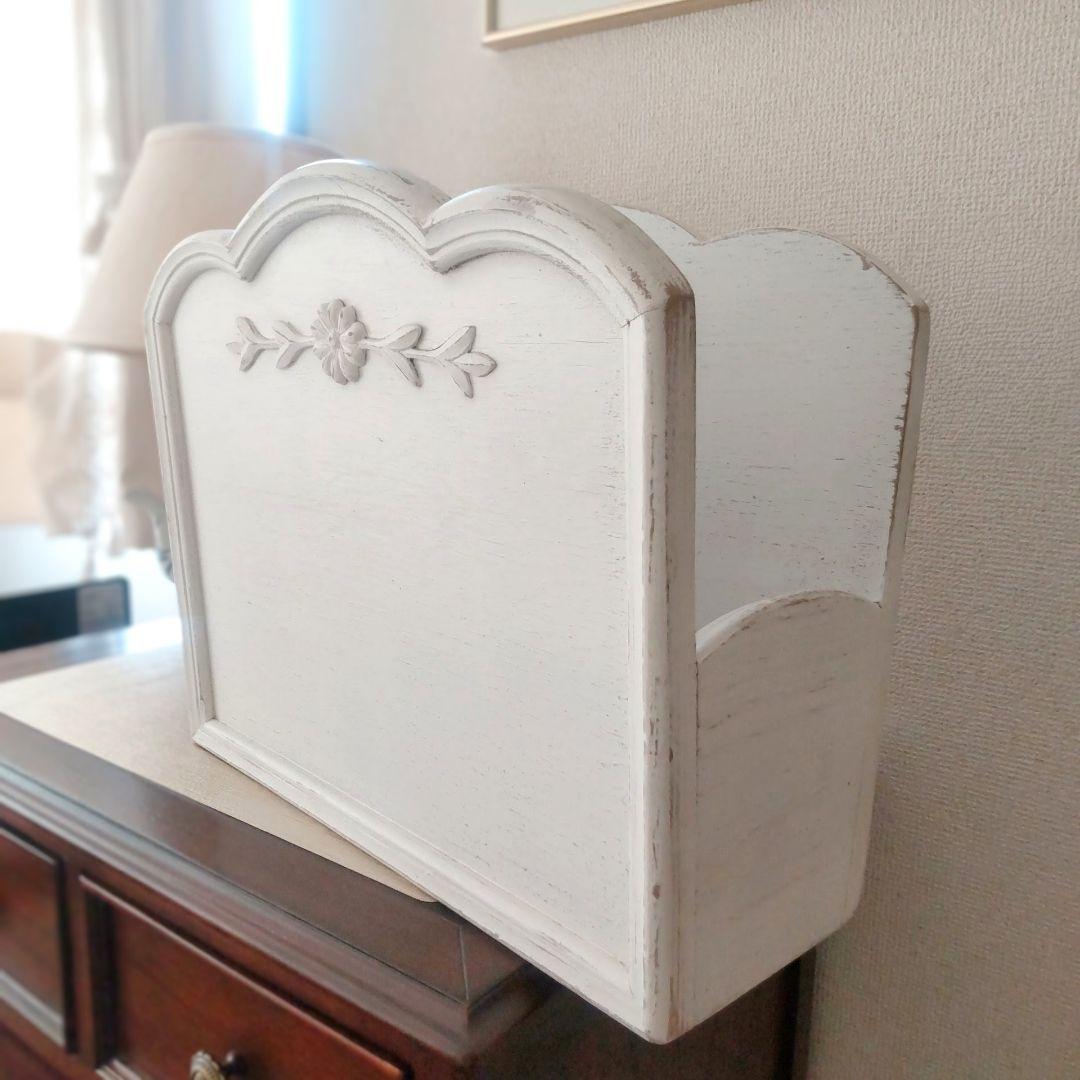 フランス製 カントリーコーナー マガジンラック ブックスタンド