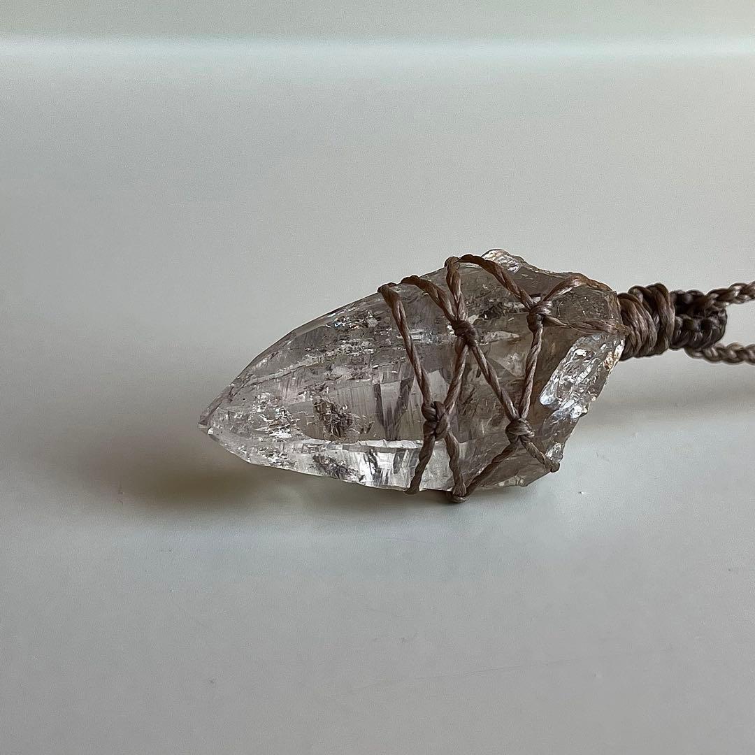 ヒマラヤ水晶 ガネッシュヒマール ＊ マクラメペンダント ネックレス 32