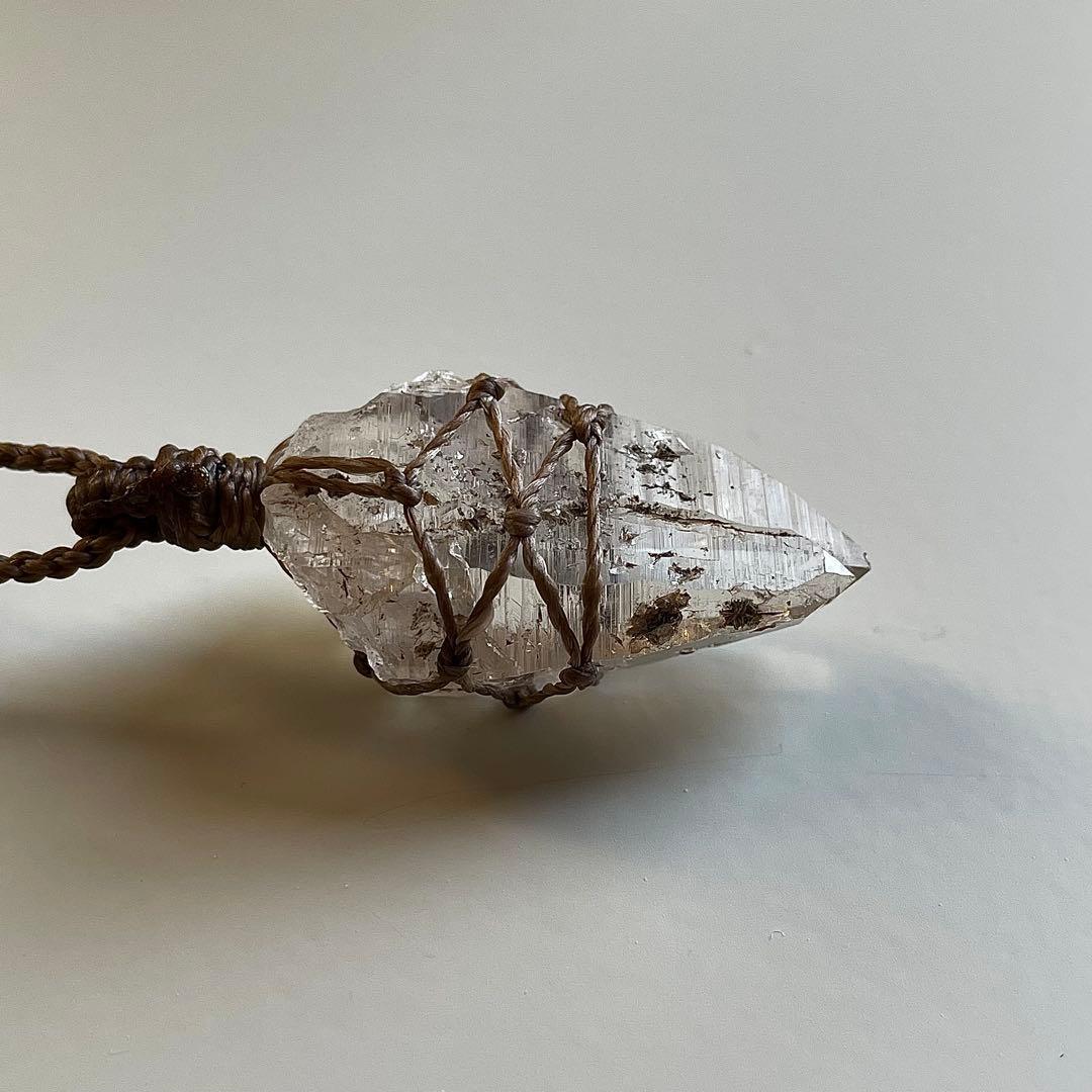 ヒマラヤ水晶 ガネッシュヒマール ＊ マクラメペンダント ネックレス 32