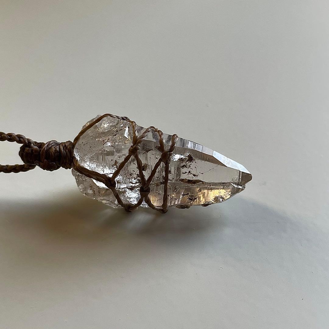 ヒマラヤ水晶 ガネッシュヒマール ＊ マクラメペンダント ネックレス 32