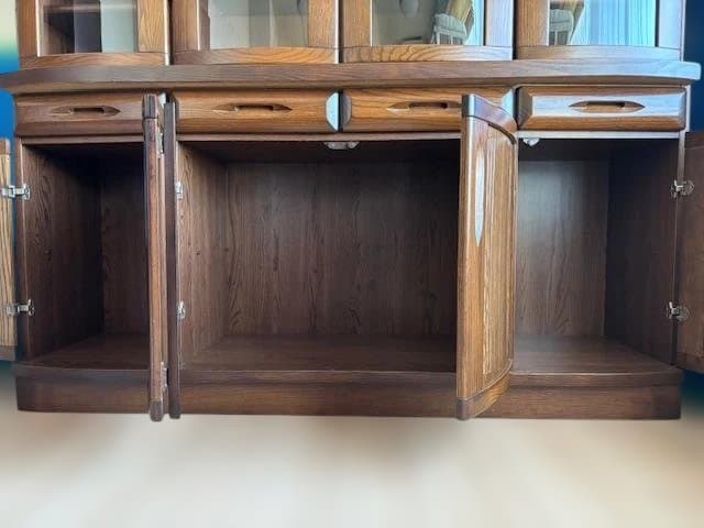 【送料込88,000円】大型　木製キャビネット ガラス扉 美品