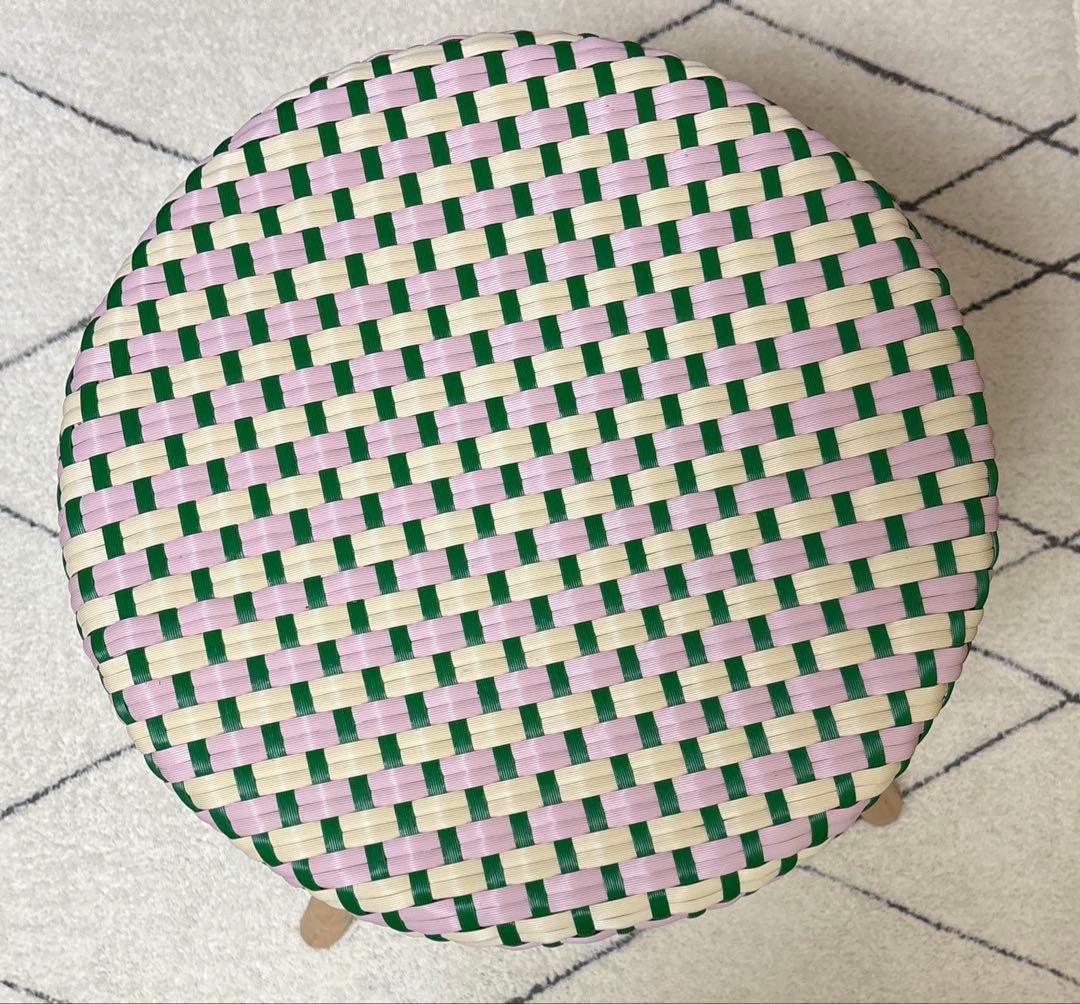 最終値下げ！オルネドフォイユラタンビストロスツール／ホワイト