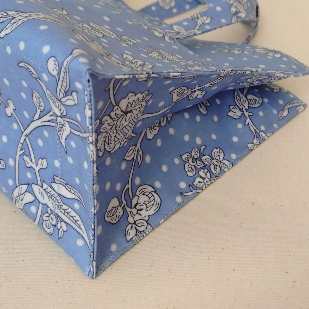 Claire〈 リバティ 〉ラミネート・外側ポケット紙袋型トート他