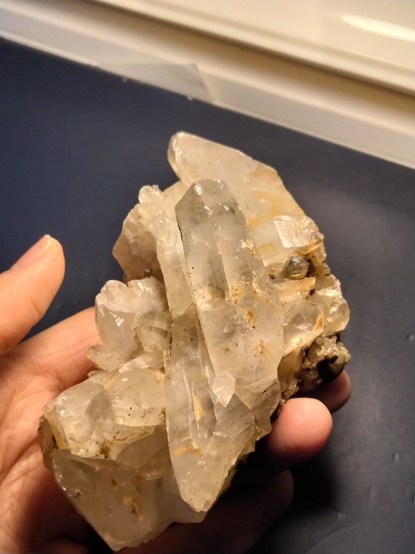 長野県　天然水晶　栗生水晶山産　水晶　原石　192グラム　早い者勝ち