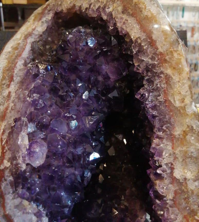 ウルグアイ産 アメジストドーム 6.8kg