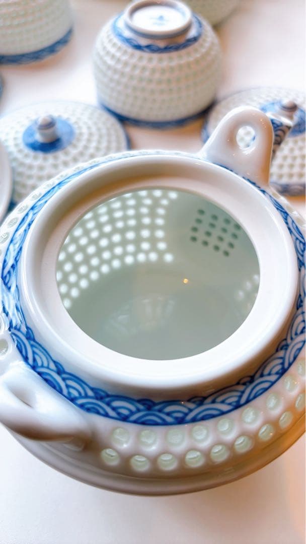 （未使用）有田焼 丹心窯 水晶青海波 急須水晶彫　和食器 波佐見焼急須