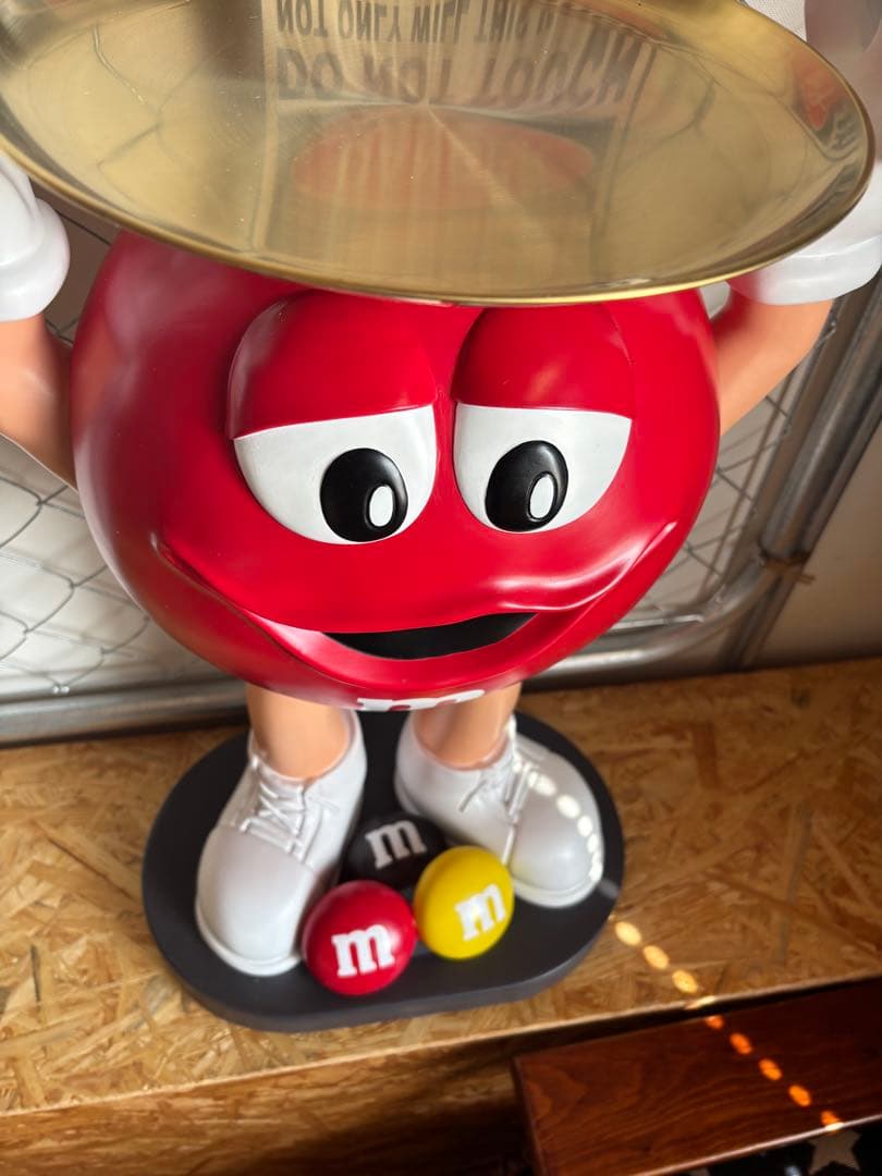 エムアンドエムズ　特大ディスプレイ　置き物